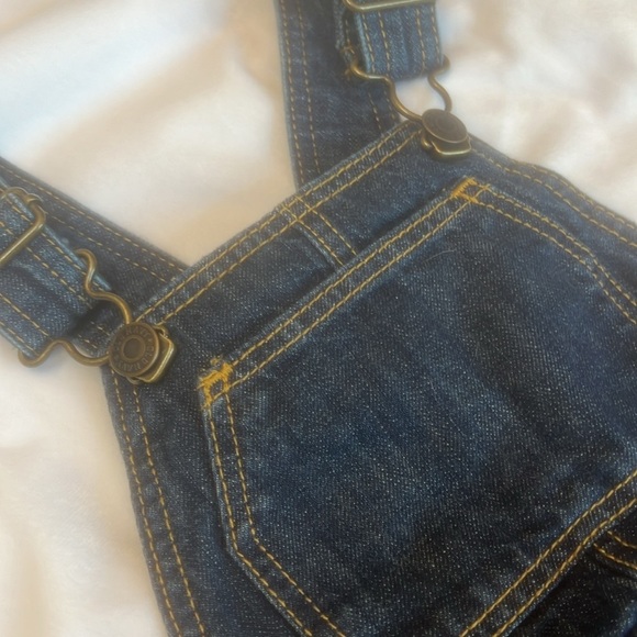 Toddler boys overalls old navy 12-18 months FALL - Picture 4 of 5